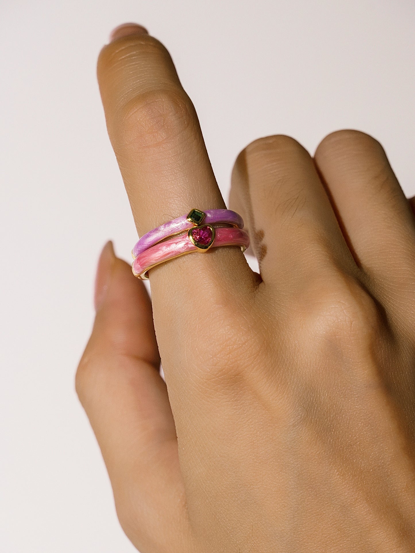 16K Gold Vintage Dopamine Pink Heart Zircon Bezel Ring-05