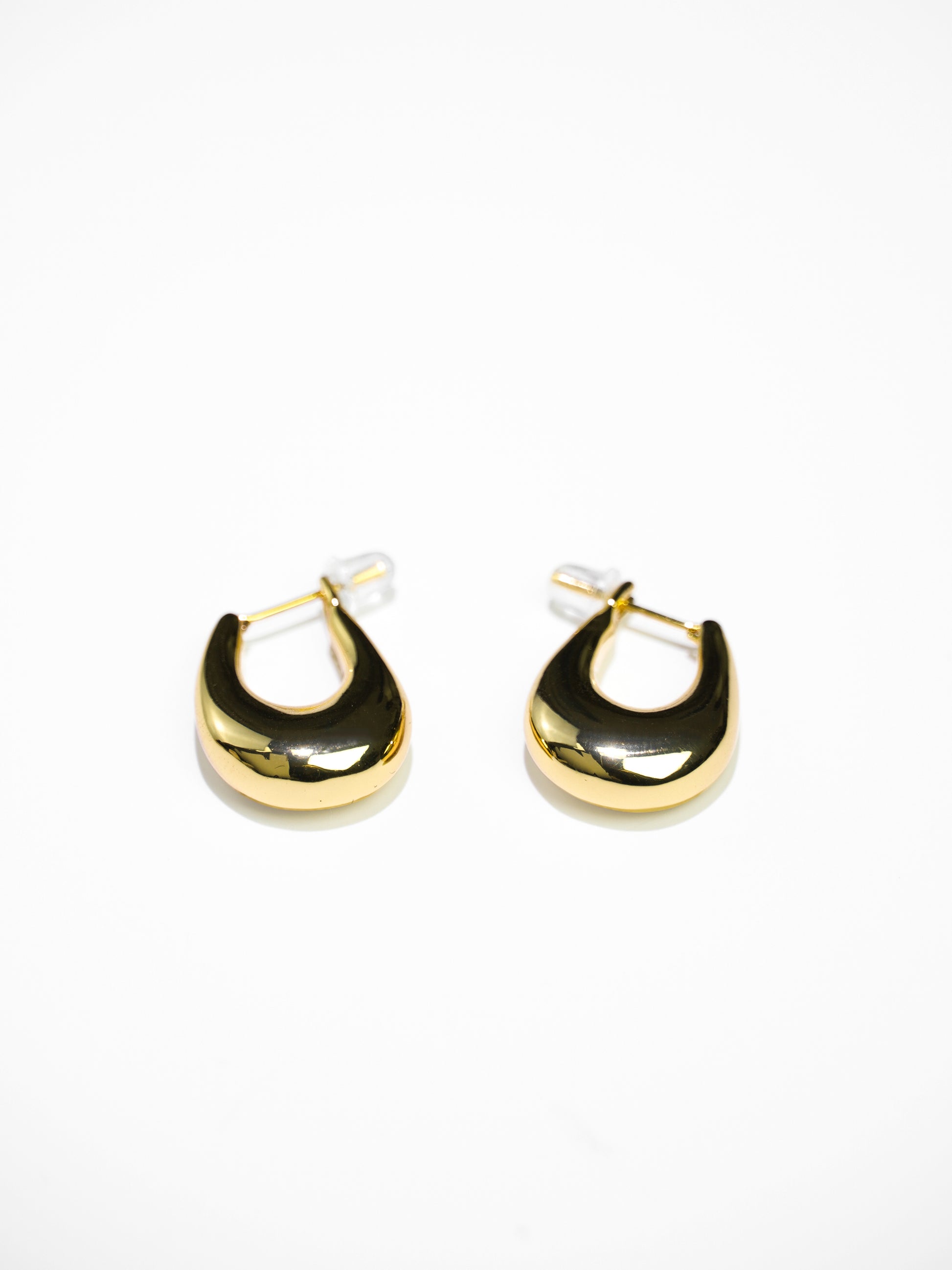 14K Gold Planted U-Shaped Chunky Hoop Huggie Earrings-08