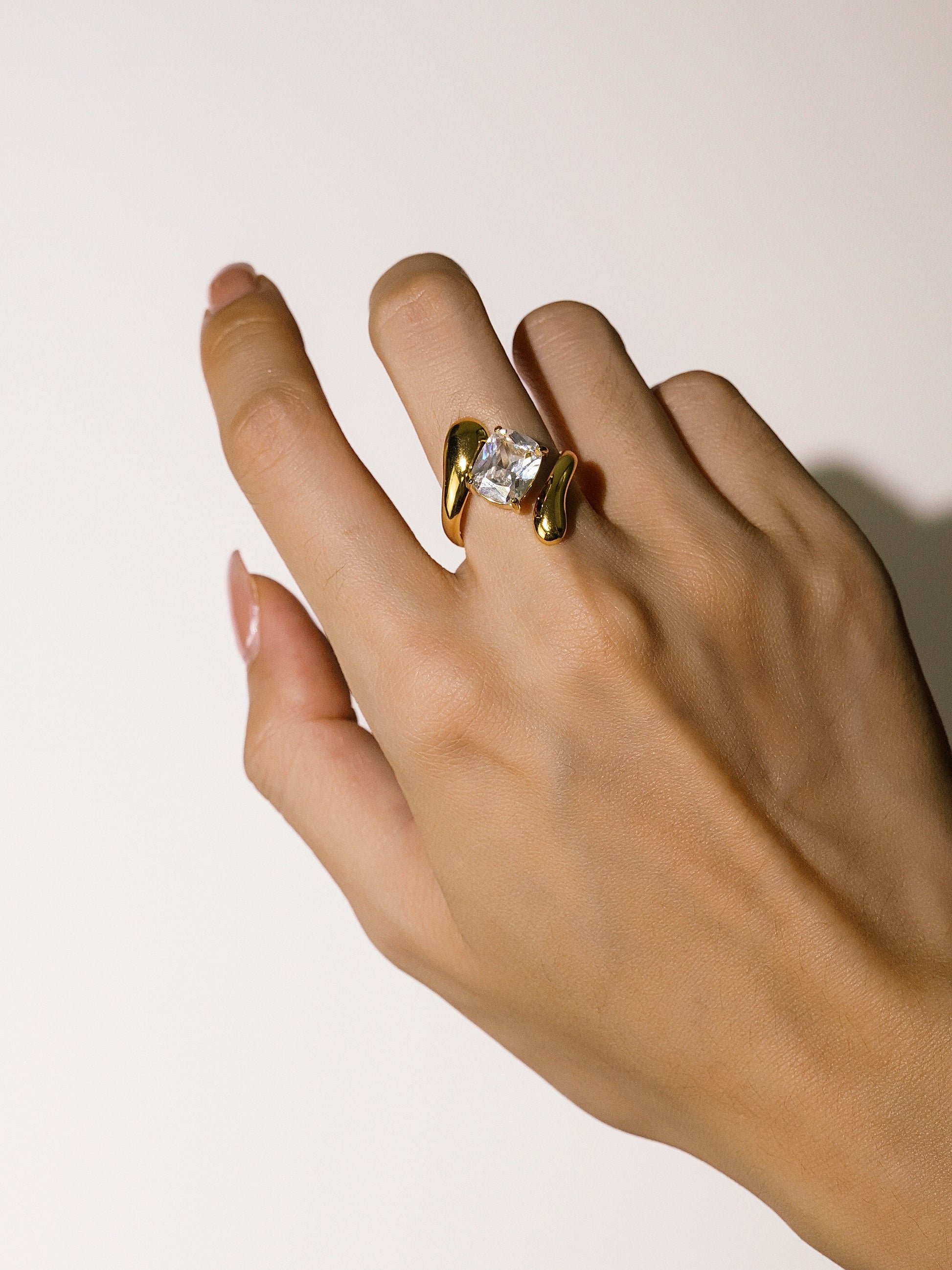 16K Gold Vintage Stainless Steel Zircon Stone Chunky Ring-02
