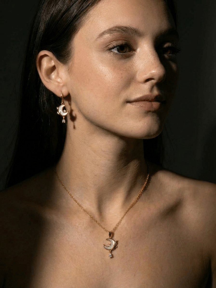 18K Blue Moonstone Rose Moon Necklace