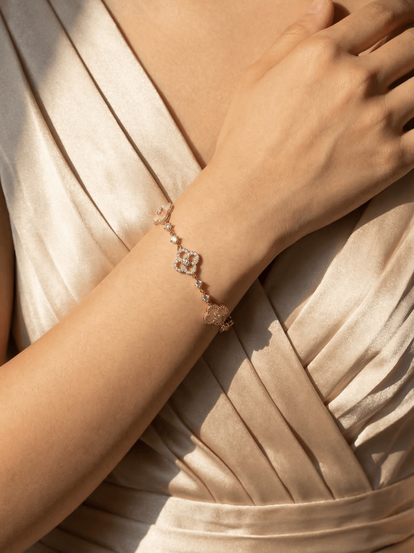18K Rose Gold Plated Lucky Leaf Shell Pearls Bracelet