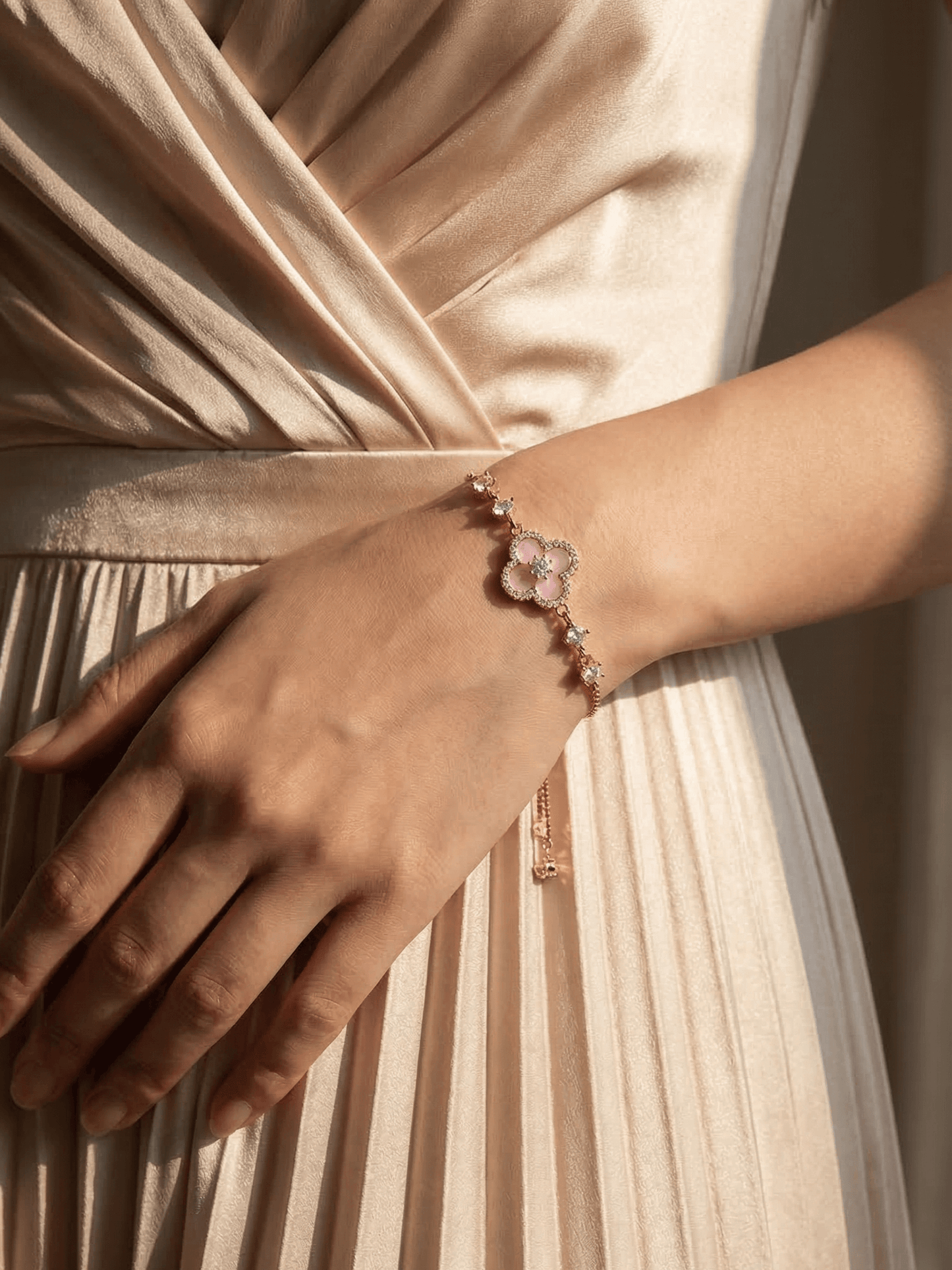 18K Rose Gold Plated Lucky Leaf Shell Pearls Bracelet