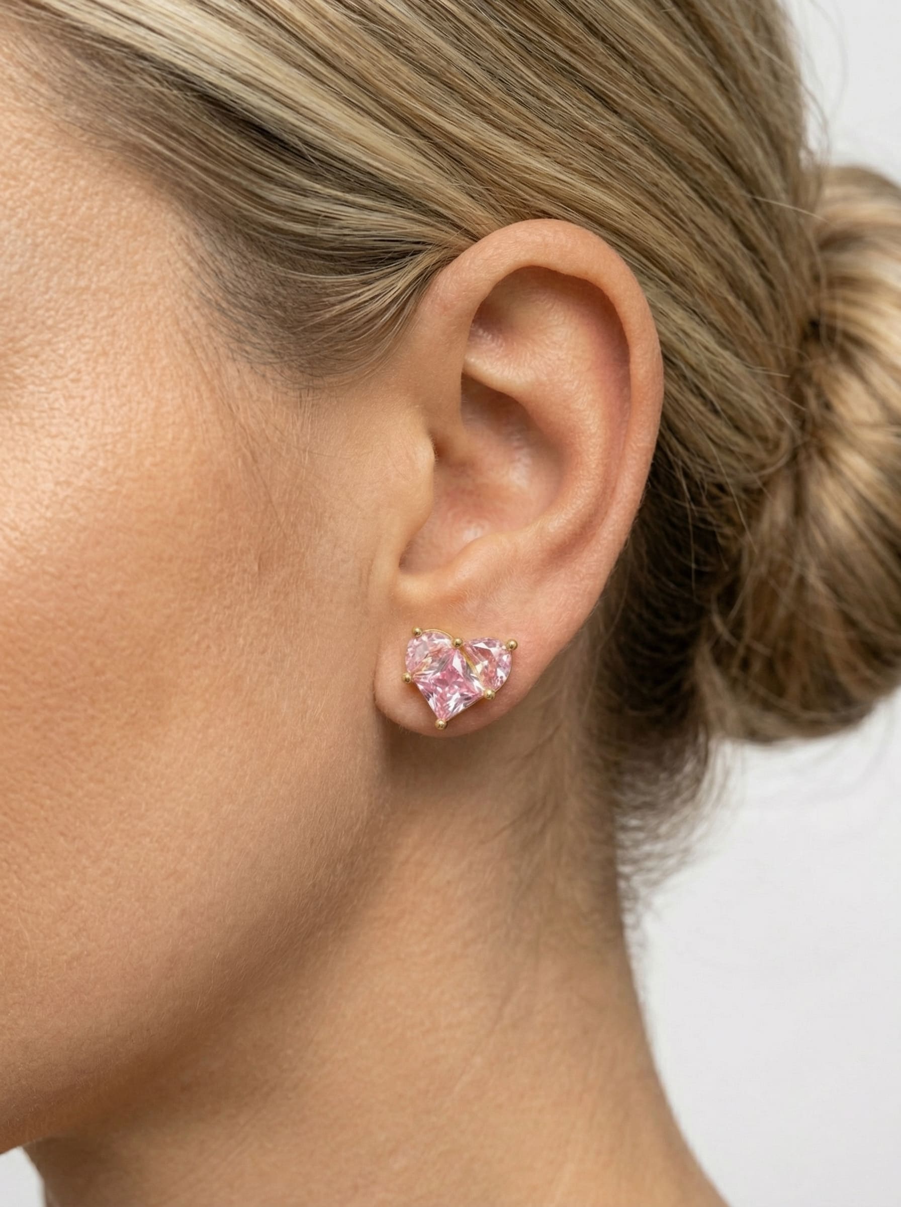 18K Gold Pink Zircon Heart Romance Earrings
