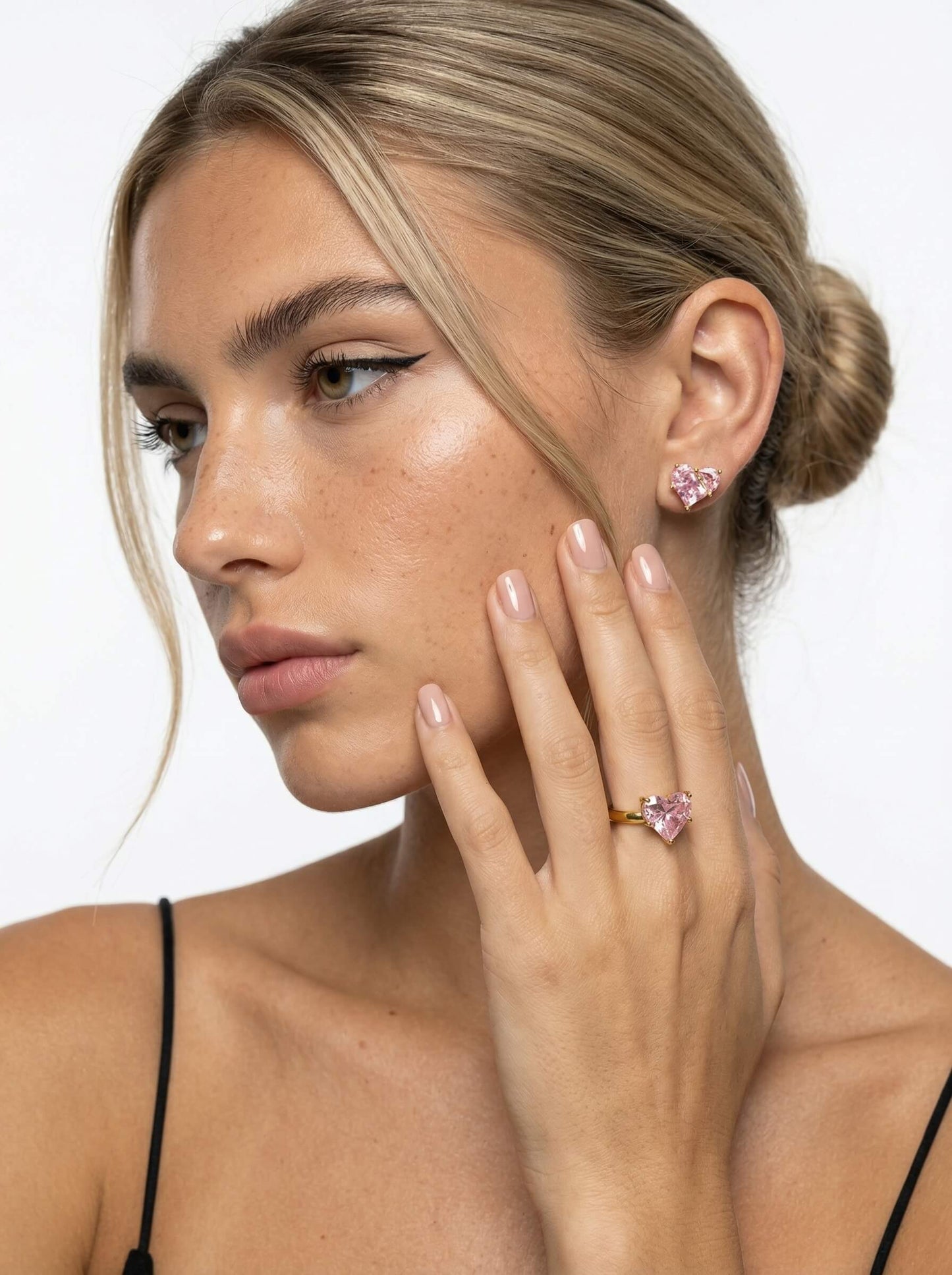 18K Gold Pink Zircon Heart Romance Ring