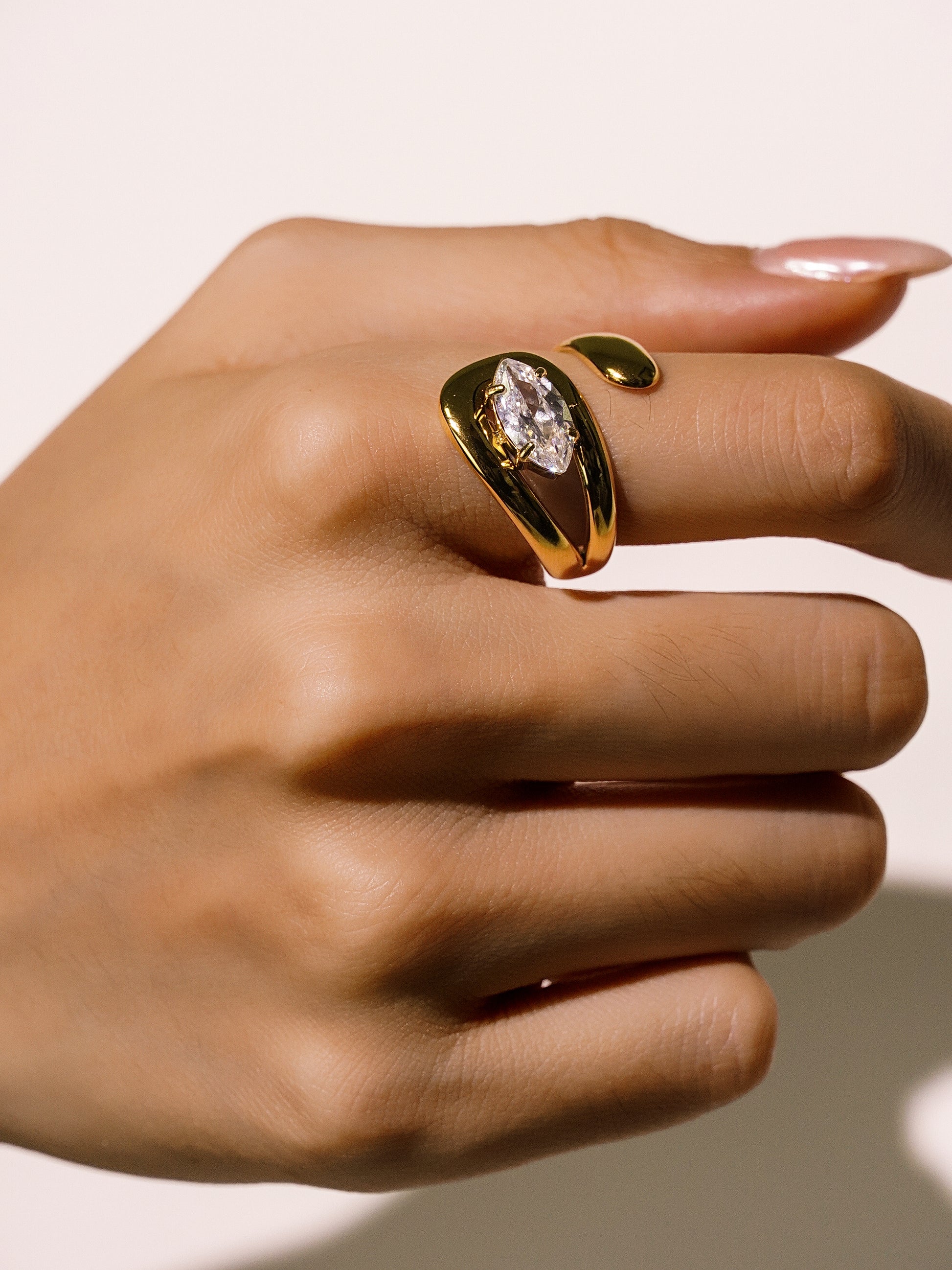 16K Gold Vintage Stainless Steel Zircon Stone Chunky Ring-04